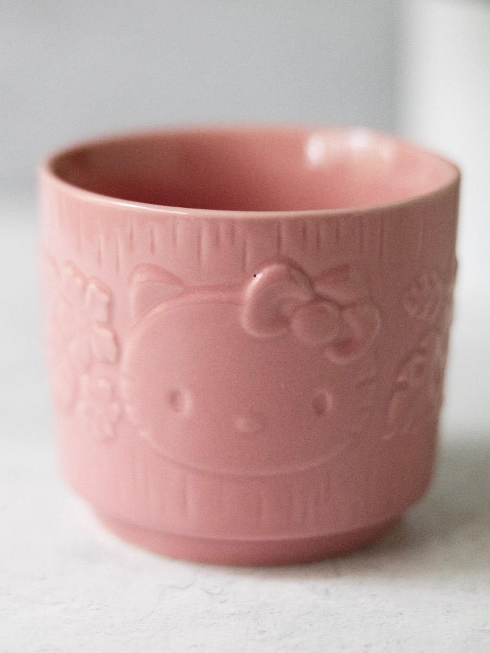 Sanrio pink Hello Kitty and friends ceramic tiki style planter 2020 3.5" x 3"